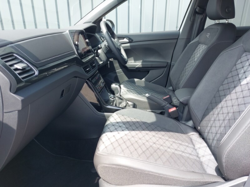 Used Volkswagen T-Cross 2024 for sale - 76120709: Photo 5