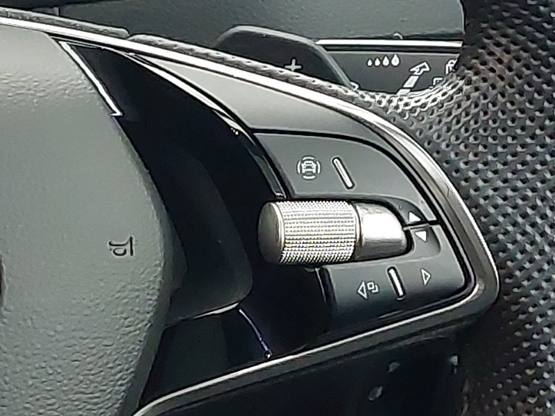 Used Skoda Karoq 2024 for sale - 77955971: Photo 11