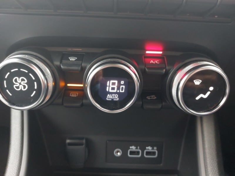 Used Renault Captur 2024 for sale - 76970793: Photo 12