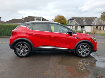 Used Renault Captur 2024 for sale - 76970793: Photo