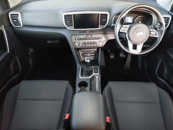 Used Kia Sportage 2021 for sale - 76954992: Photo