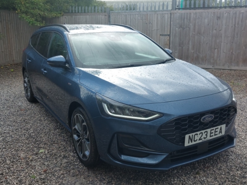 Used Ford Focus 2023 for sale - 76320935: Photo 1