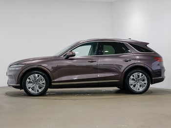 Used Genesis GV70 2023 for sale - 78179324: Photo