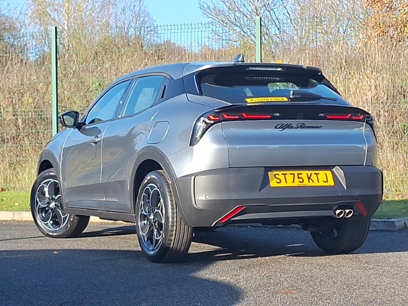 Used Alfa Romeo Junior 2025 for sale - 76578890: Photo 3