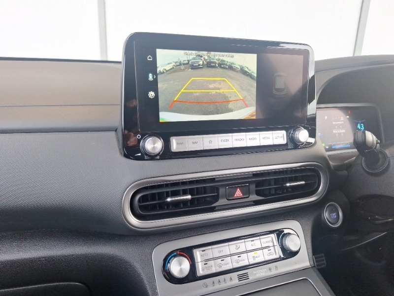 Used Hyundai KONA 2023 for sale - 76983611: Photo 10