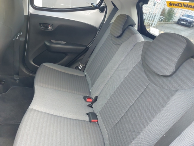 Used Toyota AYGO 2019 for sale - 76465779: Photo 6