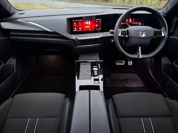 Used Vauxhall Astra 2023 for sale - 77330291: Photo