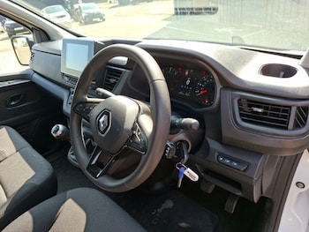 Used Renault Trafic 2024 for sale - 79278361: Photo