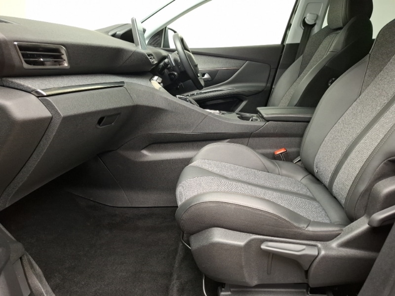 Used Peugeot 3008 2020 for sale - 76726739: Photo 5