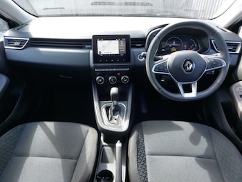 Used Renault Clio 2022 for sale - 78821677: Photo