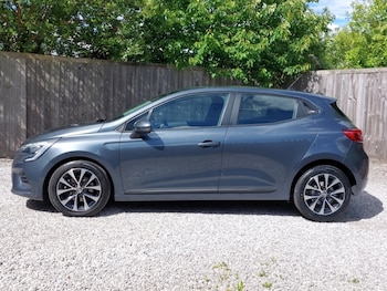 Used Renault Clio 2022 for sale - 78821677: Photo