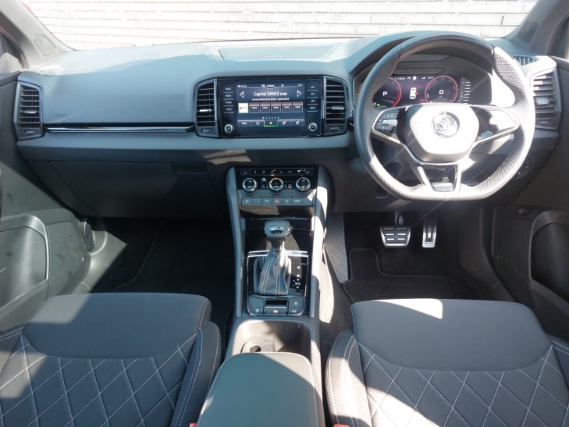 Used Skoda Karoq 2024 for sale - 76459520: Photo 2