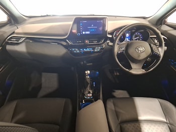 Used Toyota C-HR 2022 for sale - 78506745: Photo