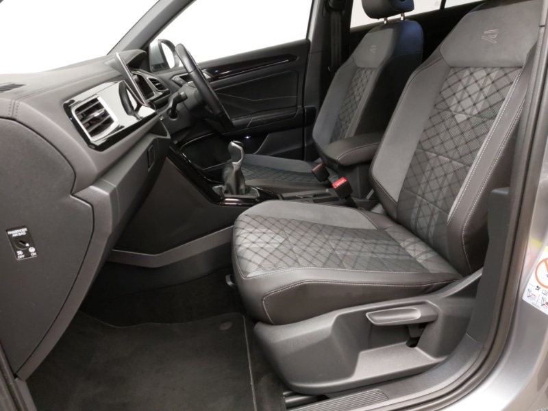 Used Volkswagen T-Roc 2023 for sale - 76683091: Photo 5