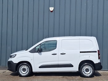 Used Citroen Berlingo 2025 for sale - 76688218: Photo