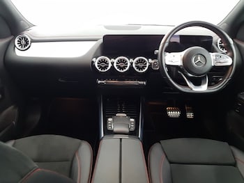 Used Mercedes-Benz EQA 2022 for sale - 76129456: Photo 2