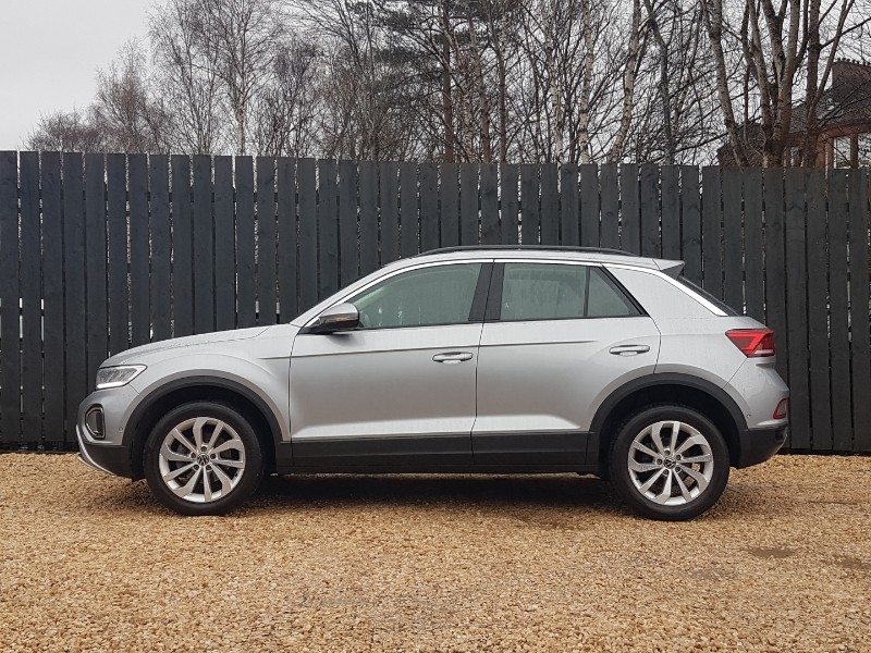 Used Volkswagen T-Roc 2022 for sale - 77907099: Photo 4