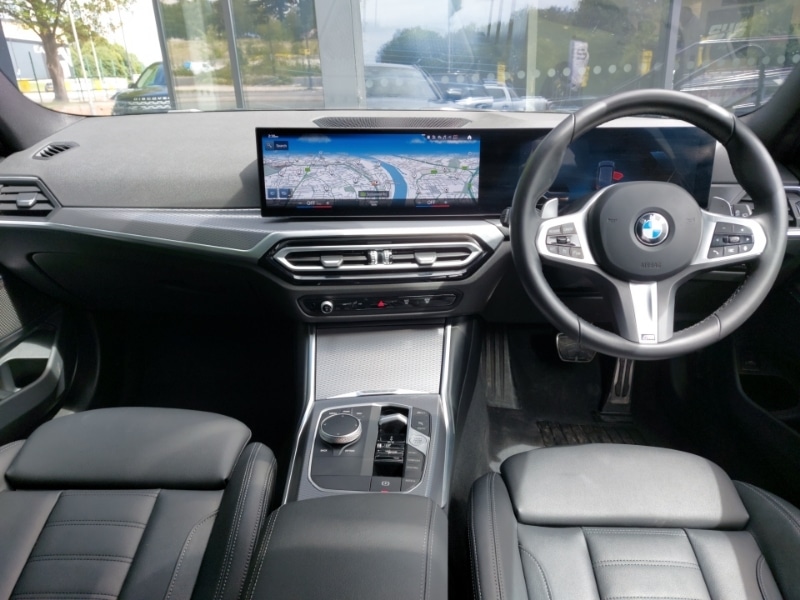 Used BMW 3 Series 2024 for sale - 76383710: Photo 2