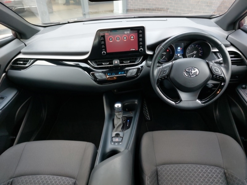 Used Toyota C-HR 2022 for sale - 77365919: Photo 2