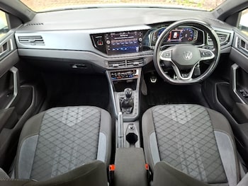 Used Volkswagen Polo 2023 for sale - 79549431: Photo