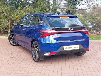 Used Hyundai i20 2023 for sale - 78603879: Photo