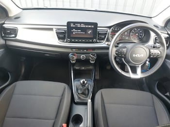 Used Kia Rio 2023 for sale - 78977589: Photo