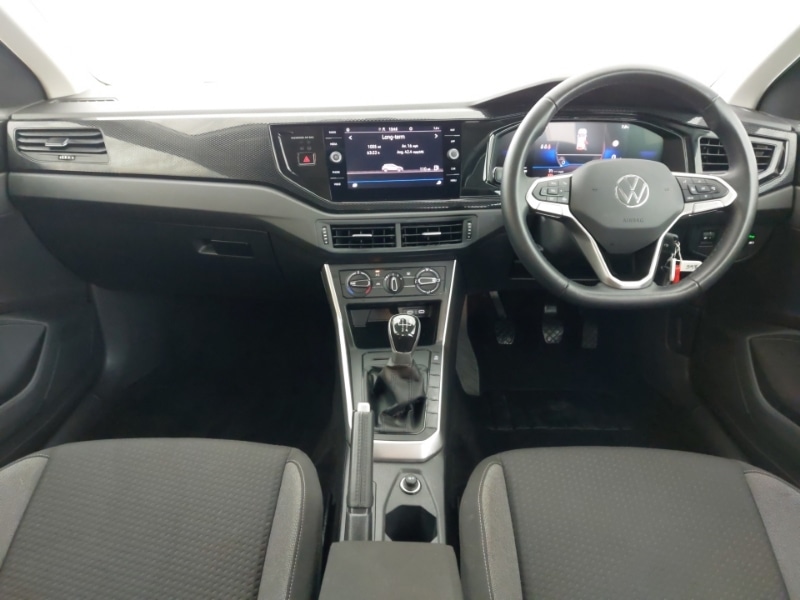 Used Volkswagen Polo 2024 for sale - 77130490: Photo 2