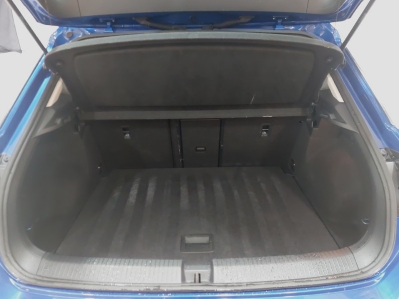 Used Volkswagen T-Roc 2023 for sale - 78179365: Photo 8