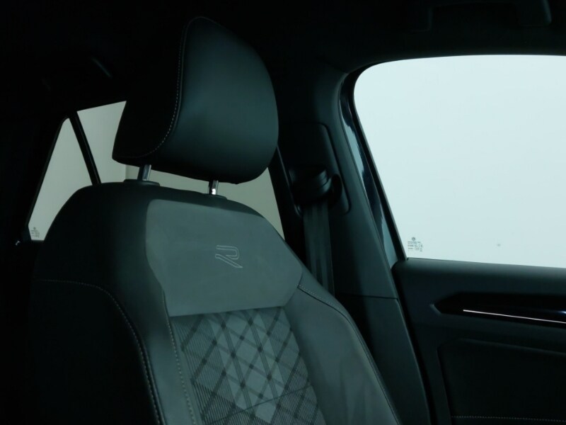 Used Volkswagen T-Roc 2023 for sale - 77847708: Photo 12