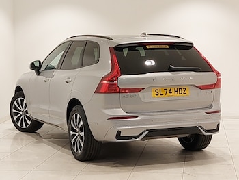Used Volvo XC60 2024 for sale - 76885906: Photo