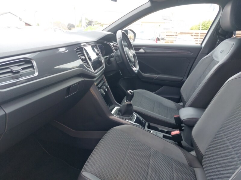 Used Volkswagen T-Roc 2019 for sale - 76145532: Photo 5