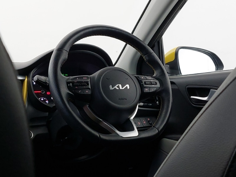 Used Kia Stonic 2023 for sale - 77767773: Photo 10