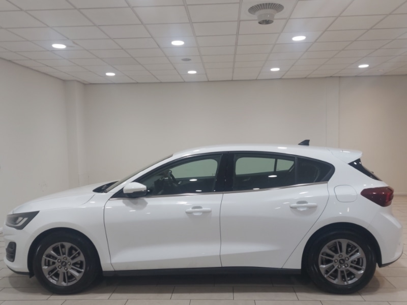 Used Ford Focus 2023 for sale - 77838102: Photo 4