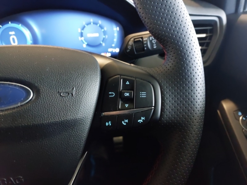 Used Ford Focus 2023 for sale - 76392667: Photo 11