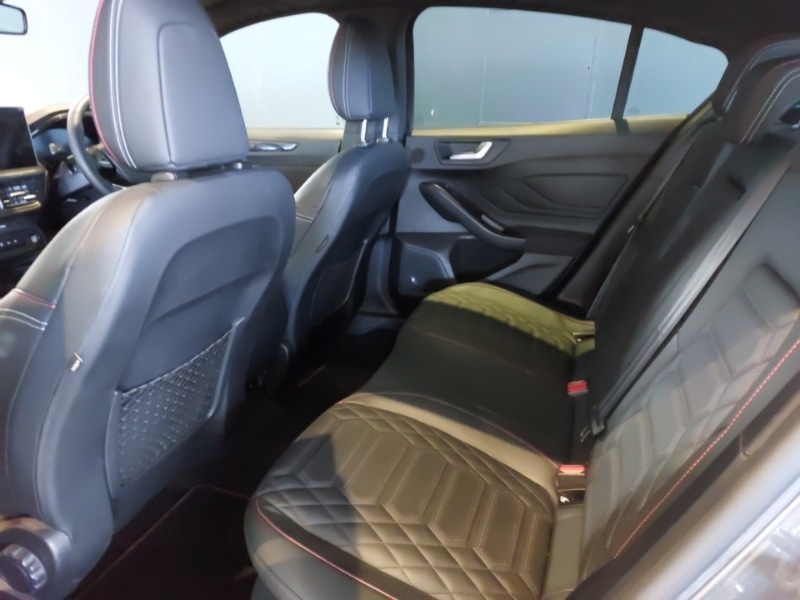Used Ford Focus 2023 for sale - 76392667: Photo 6