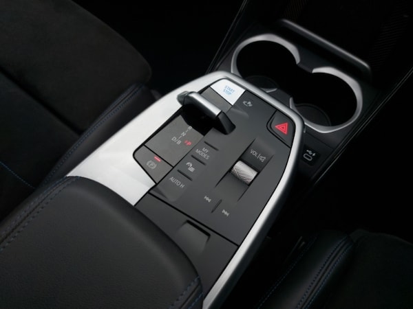 Used BMW iX1 2023 for sale - 76207948: Photo 10