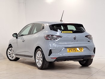 Used Renault Clio 2025 for sale - 78647715: Photo