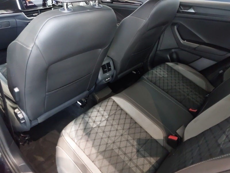 Used Volkswagen T-Roc 2023 for sale - 78046213: Photo 6