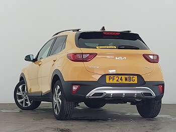 Used Kia Stonic 2024 for sale - 77253236: Photo