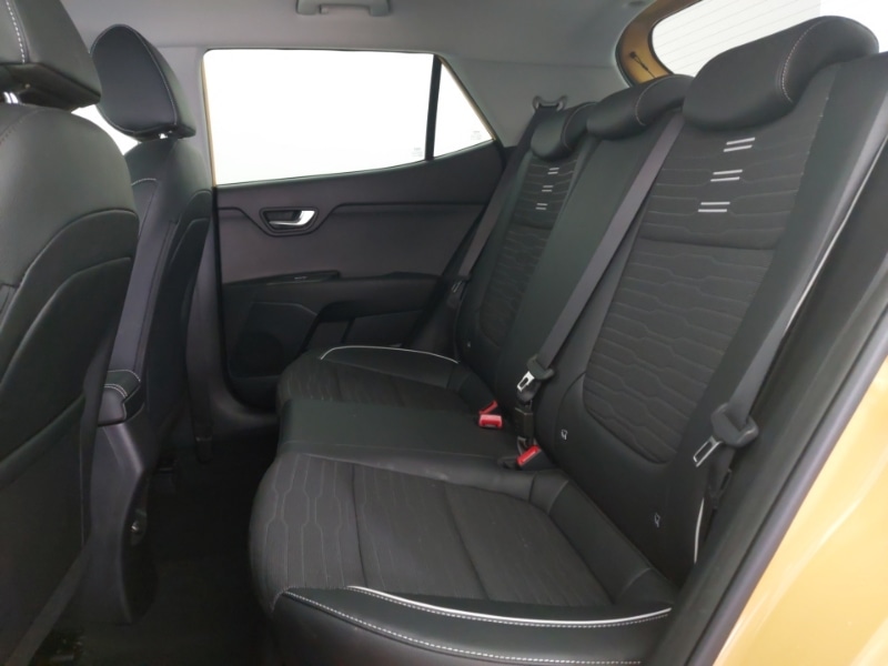 Used Kia Stonic 2024 for sale - 77253236: Photo 6