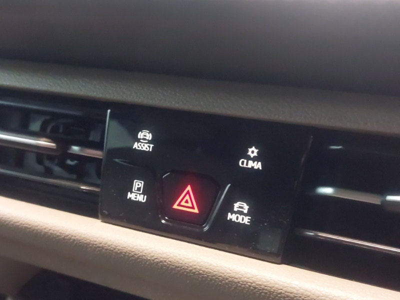 Used Volkswagen Multivan 2023 for sale - 77051259: Photo 11