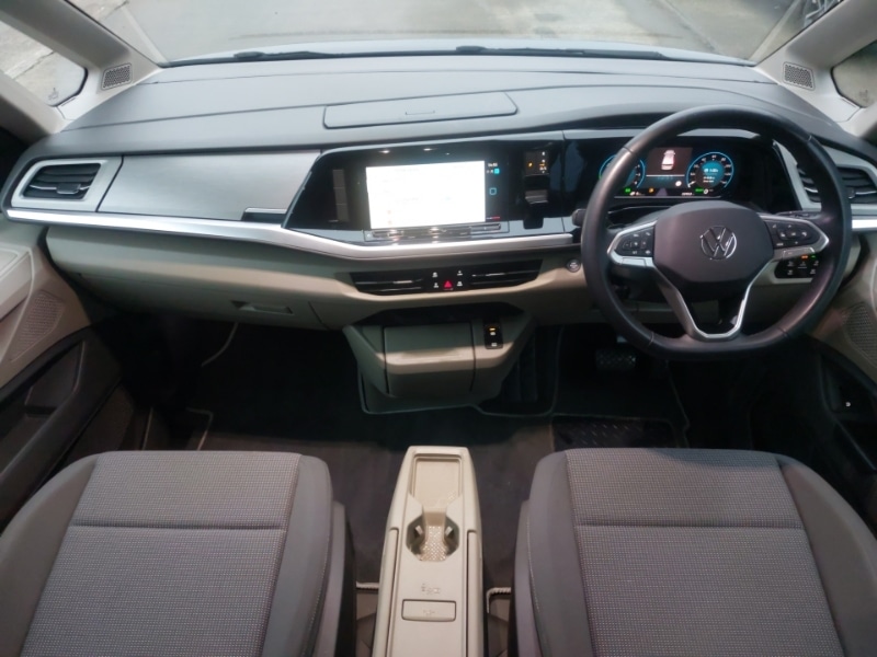 Used Volkswagen Multivan 2023 for sale - 77051259: Photo 2