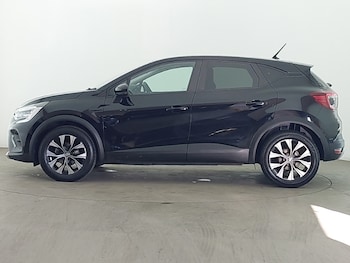 Used Renault Captur 2024 for sale - 79549283: Photo