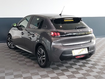 Used Peugeot 208 2023 for sale - 79498417: Photo