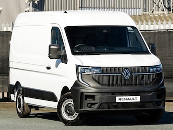 Renault Master feature image