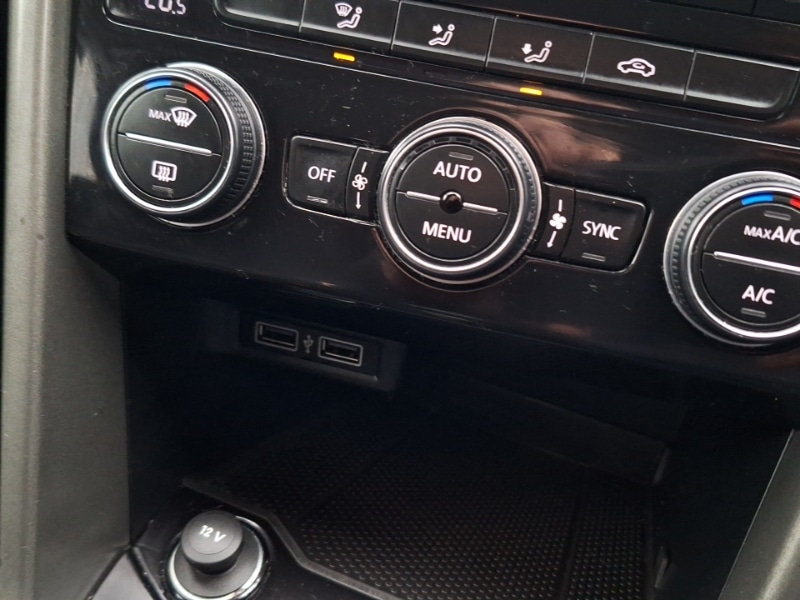 Used Volkswagen T-Roc 2020 for sale - 76880767: Photo 11