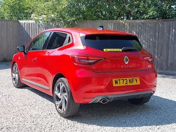 Used Renault Clio 2023 for sale - 79321756: Photo