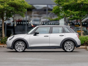 Used MINI Cooper 2025 for sale - 79406459: Photo