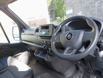 Used Renault Master 2023 for sale - 78724068: Photo