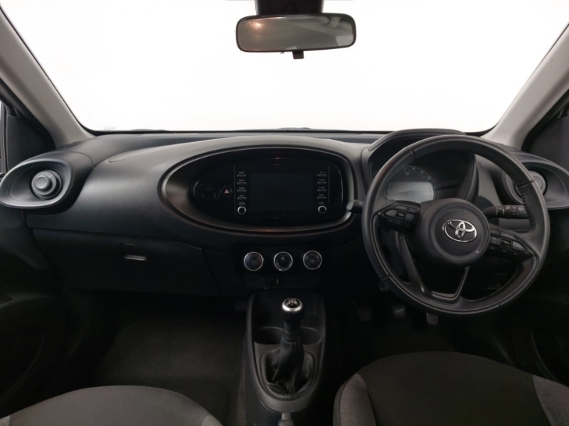 Used Toyota Aygo X 2022 for sale - 77142518: Photo 2